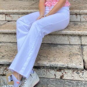 Zara Straight Leg Jeans in White size 2